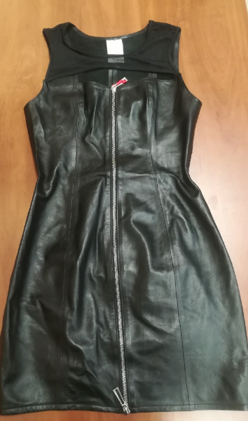 Платье кожанное